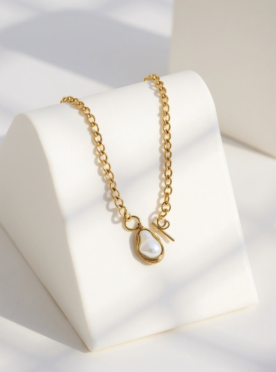 Argent T-Bar necklace