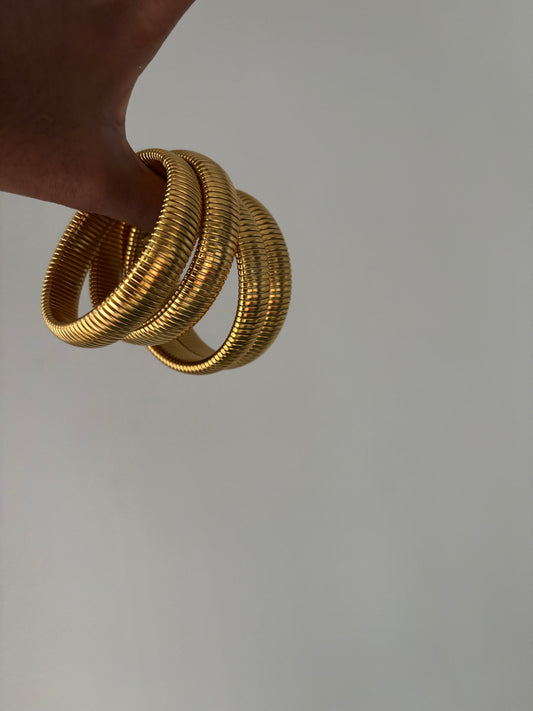 Gold flex bracelet